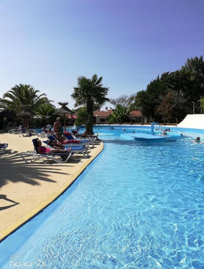Mobil Home Excellence 6 Personnes Au Camping Mer Et Soleil, Saint George D'Oleron Les Sables Vignier Dış mekan fotoğraf