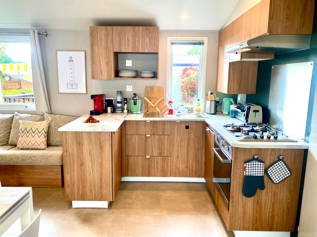 Mobil Home Excellence 6 Personnes Au Camping Mer Et Soleil, Saint George D'Oleron Les Sables Vignier Dış mekan fotoğraf